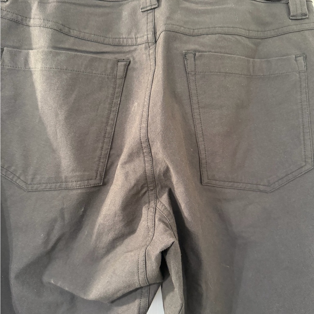 Arc'teryx Men's Black Pants — Size 30 Waist - Picture 11 of 11